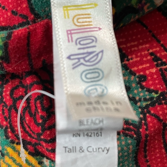 Lularoe Leggings size Tall and Curvy - Picture 12 of 12